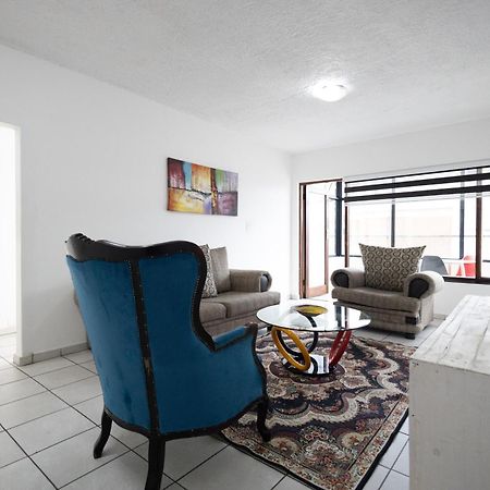 Safi Luxury Apartment 2 East London Buitenkant foto