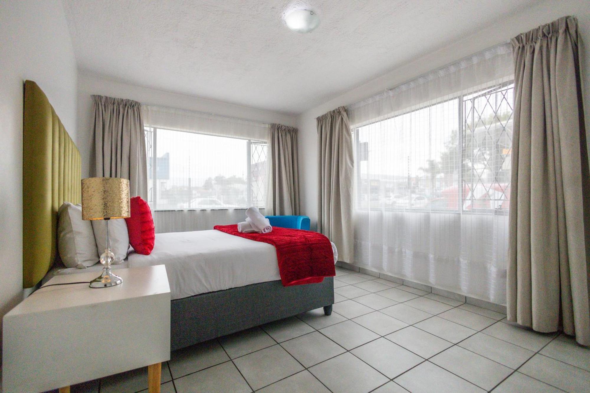 Safi Luxury Apartment 2 East London Buitenkant foto