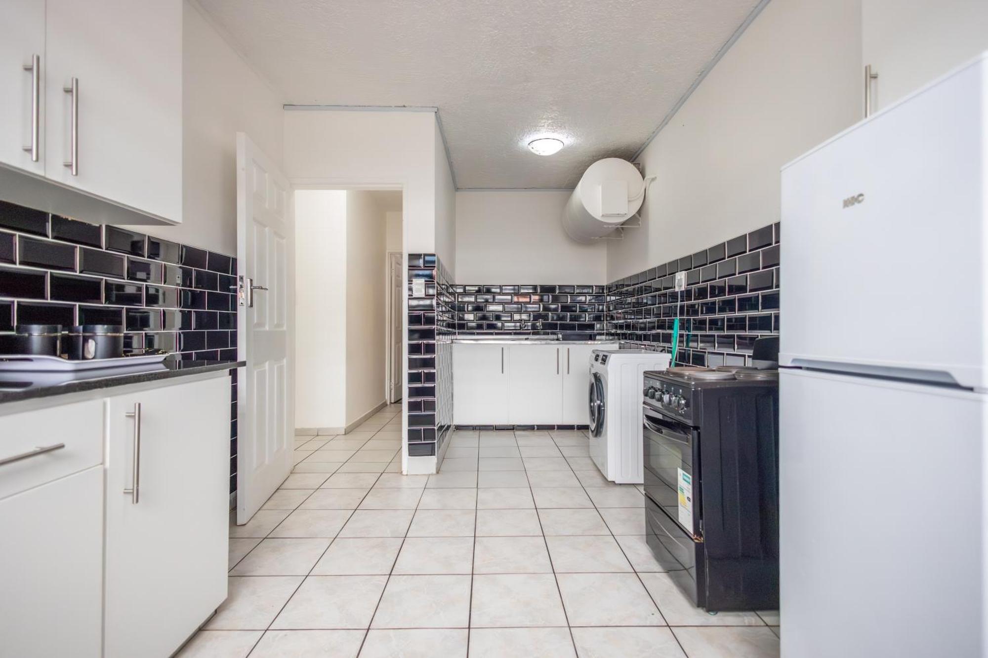 Safi Luxury Apartment 2 East London Buitenkant foto